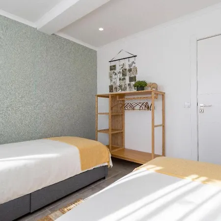 Stunning Modern In Oura
