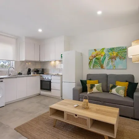 Stunning Modern In Oura Apartment Albufeira