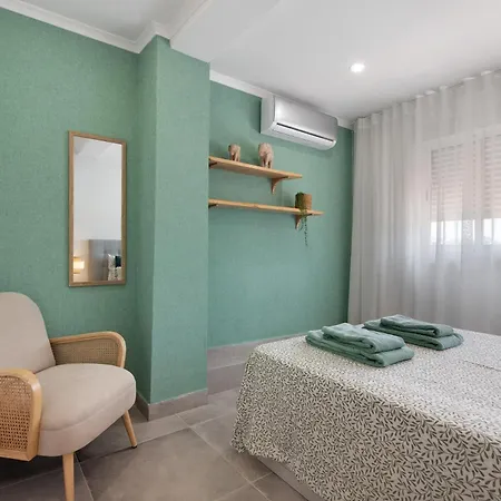 Stunning Modern In Oura Albufeira