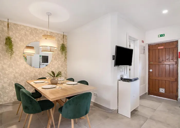 Apartman Stunning Modern In Oura Albufeira