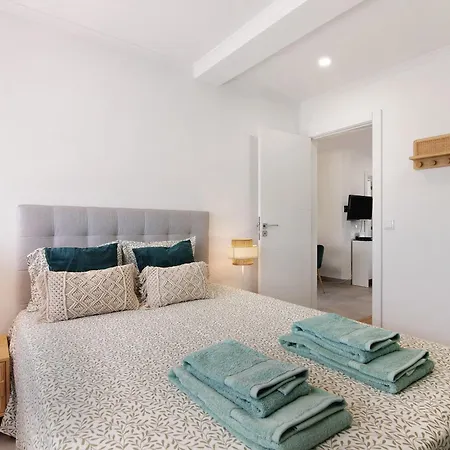 Stunning Modern In Oura * Albufeira
